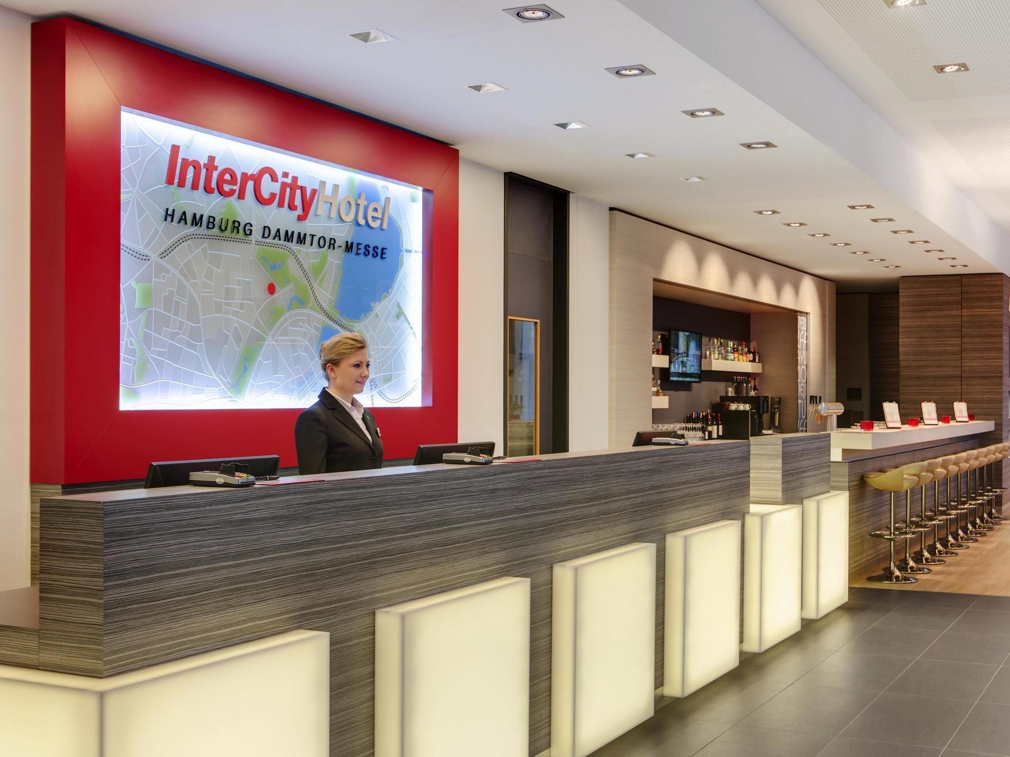 Intercityhotel Hamburg Dammtor-Messe Экстерьер фото