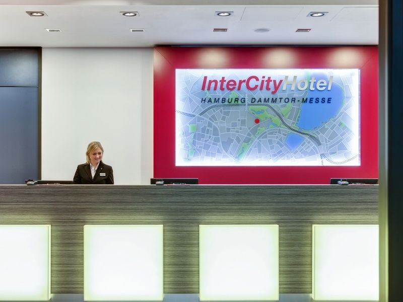 Intercityhotel Hamburg Dammtor-Messe Экстерьер фото